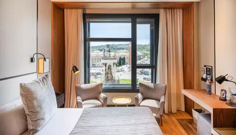 Su alojamiento lo más cómodo y agradable posible en el hotel oficial de Erospain 2024